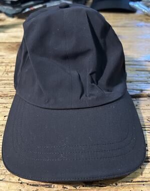 Lululemon Womens One Size Black Baller Hat Run EUC